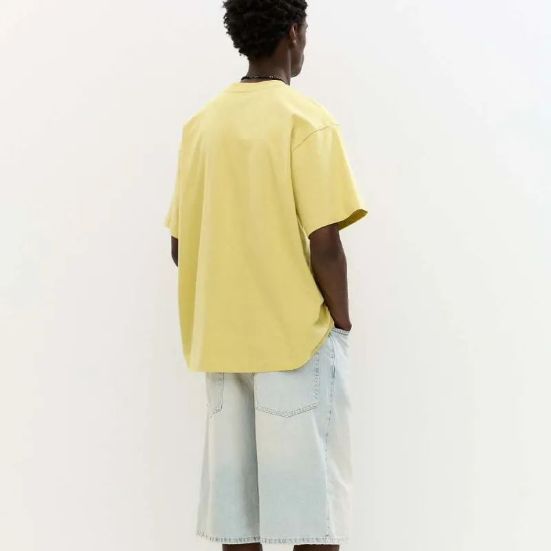 Camiseta detalle letras