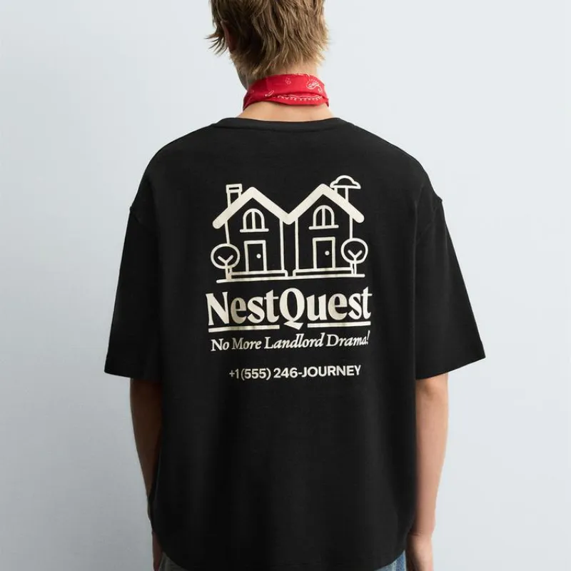 Camiseta estampada contraste