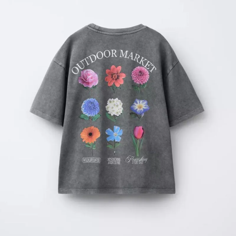 Camiseta flores