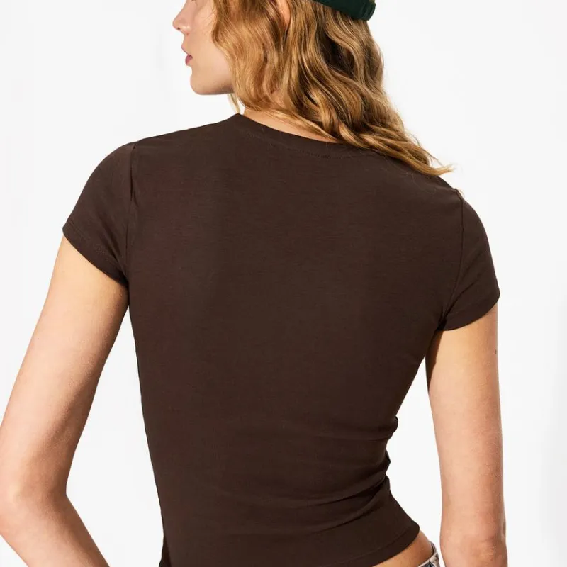 Camiseta manga corta cuello redondo 