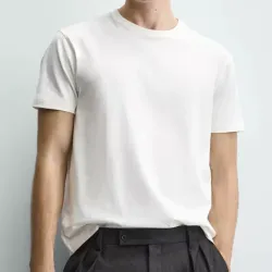 Camiseta Medium Weight Básica