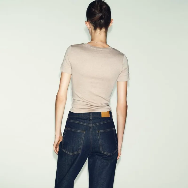 Camiseta REGULAR FIT - CUELLO REDONDO