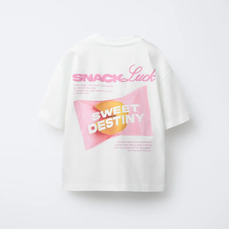 Camiseta Texto Relieve