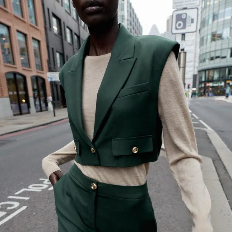 Chaleco de cuello solapa