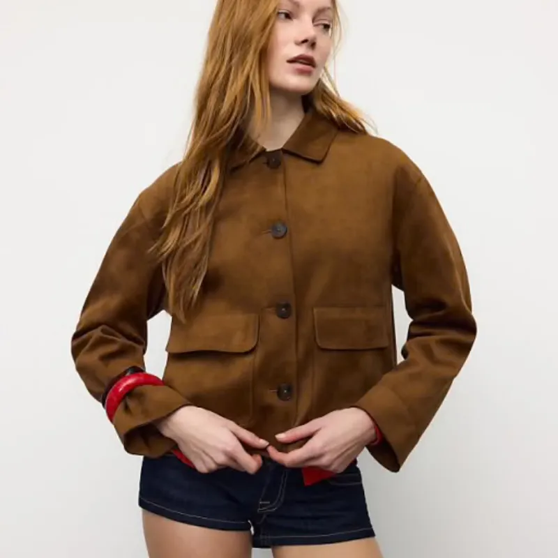 Chaqueta estilo piel bolsillos