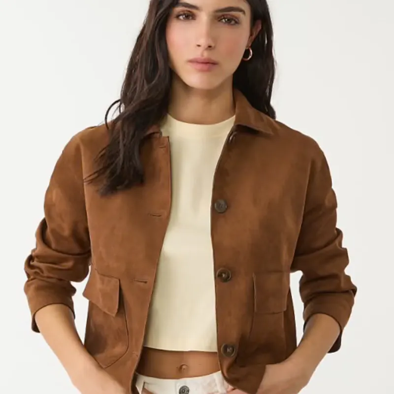 Chaqueta estilo piel bolsillos