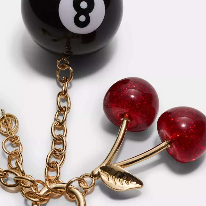 Charm Bola 8