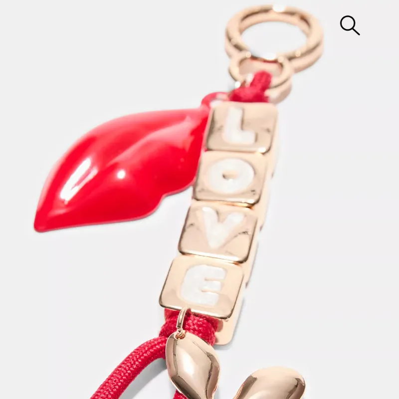 Charm Labios Love