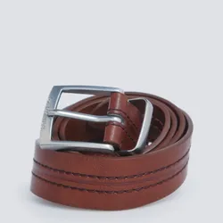 Cinturón efecto piel pespuntes centrales