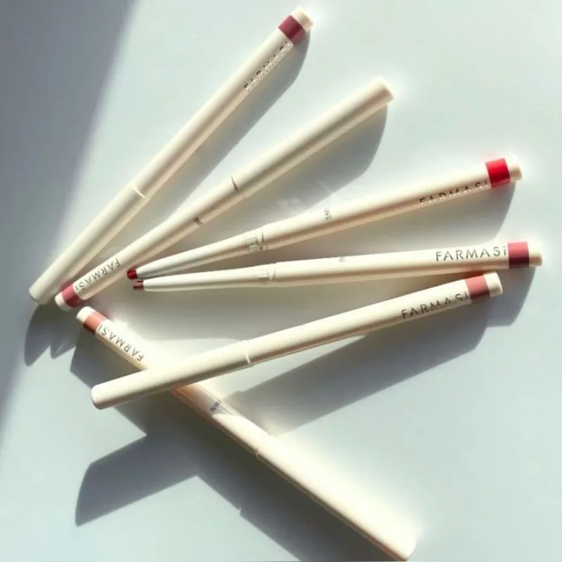 Delineador de labios 