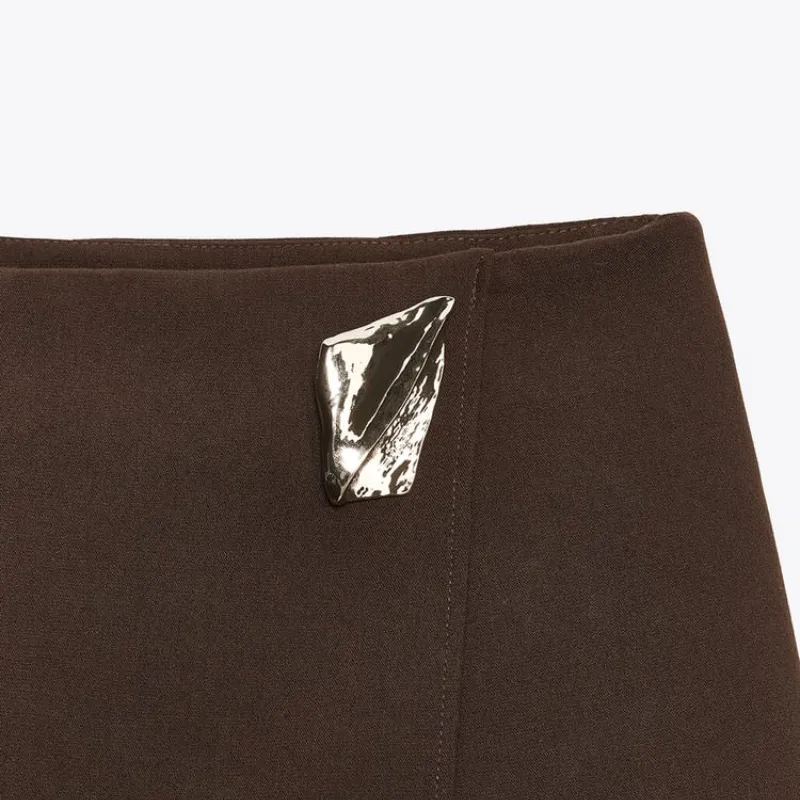 Falda pantalón asimétrica aplique