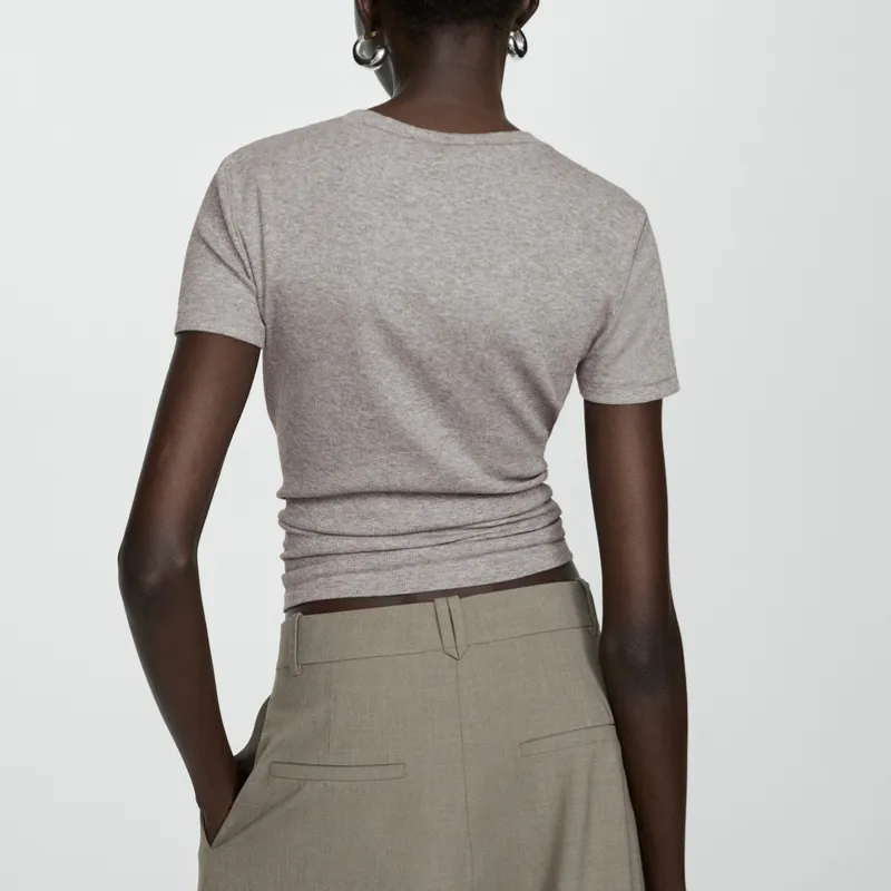 Camiseta Básica Gris