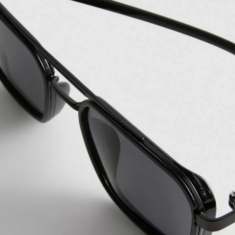 Gafas de sol montura cuadrada