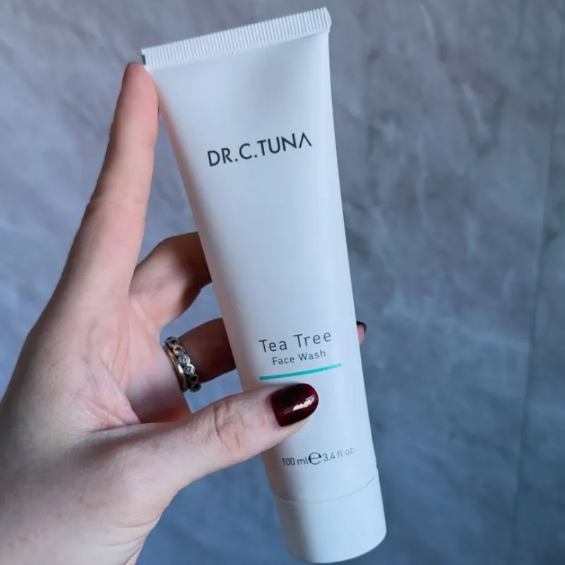 Gel limpiador Tea Tree (tratar piel propensa a la acné)