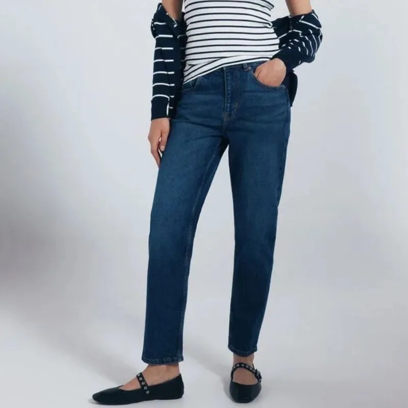Jeans mom