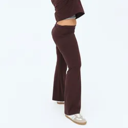 Pantalón acampanado de fajín 