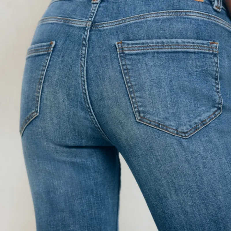 Pantalón bootcut 