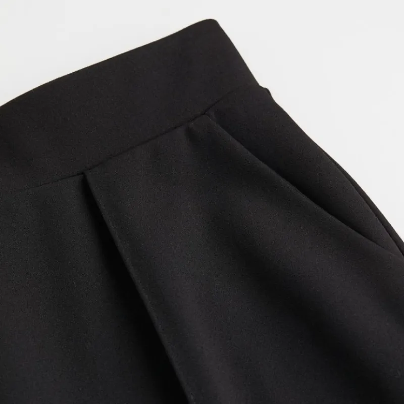 Pantalón con pinzas 