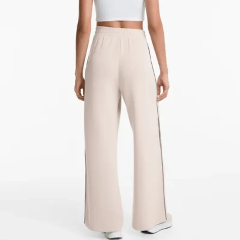 Pantalon detalles botones