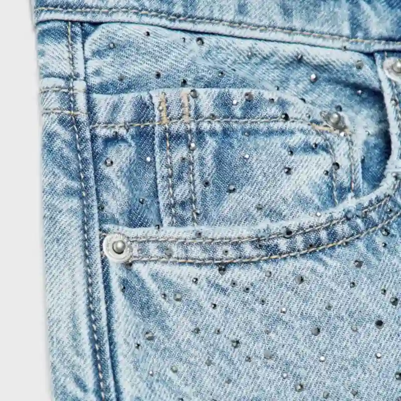 Pantalon detalles brillos