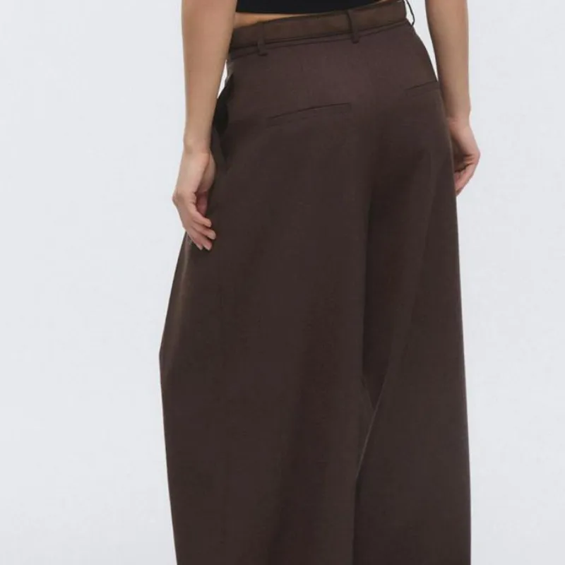 Pantalón Pinzas Cinturón 