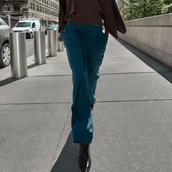 Pantalón pinzas detalles