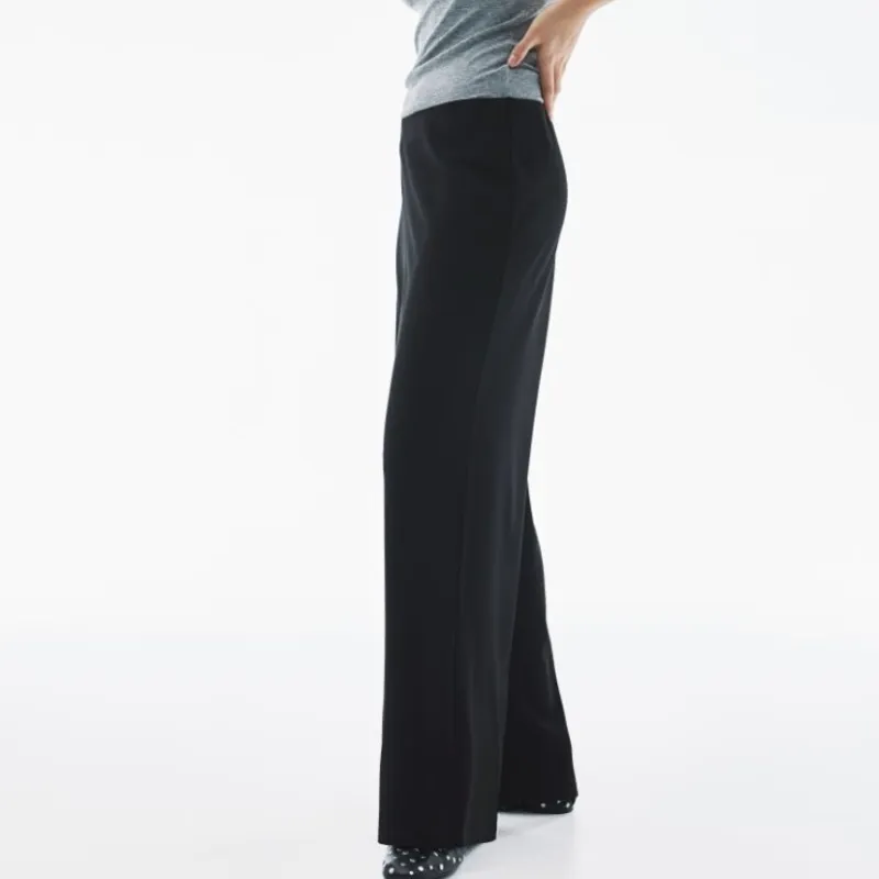 Pantalón Recto Fluido