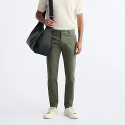 Pantalón slim fit