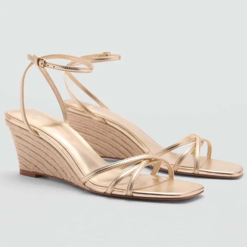 Plataforma metálica tacón 