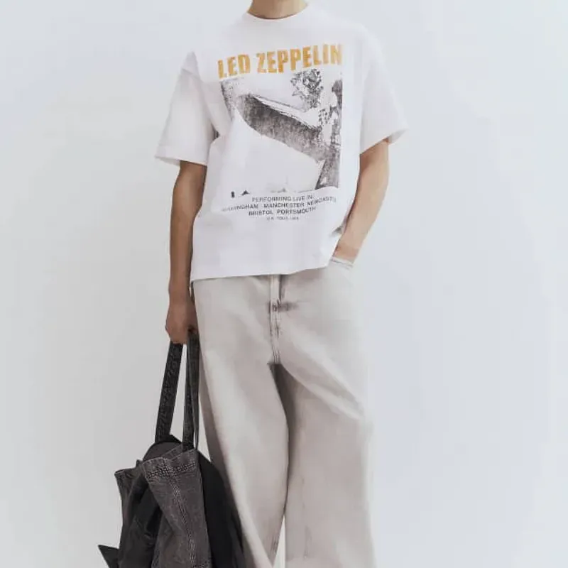 Pullover con cartel 