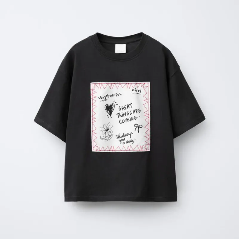 Pullover con textos