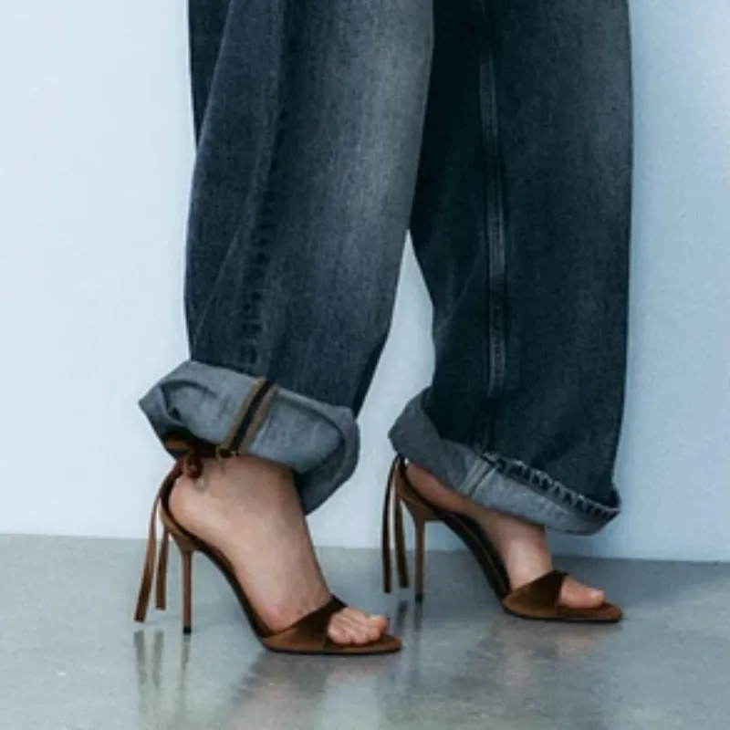 Sandalia Tacón Terciopelo Lazo