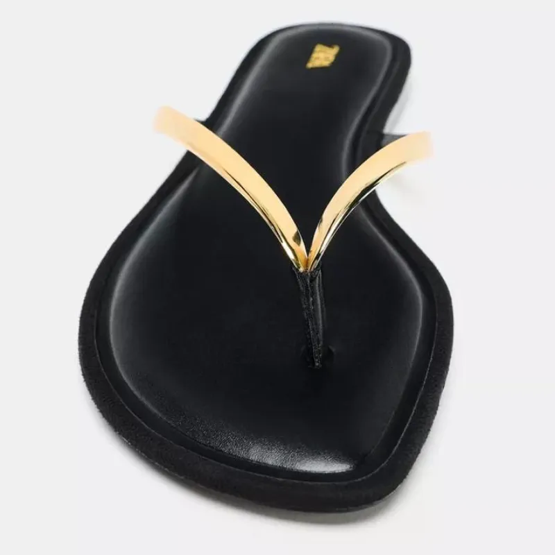 Sandalias doradas 
