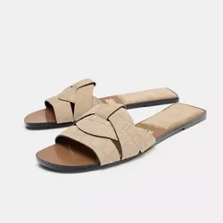 Sandalias cruzadas