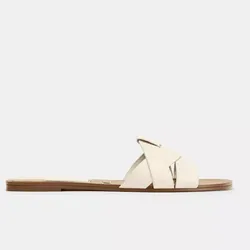 Sandalias cruzadas