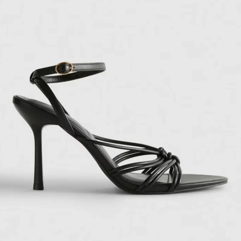 Sandalias de Tacón Con Nudos