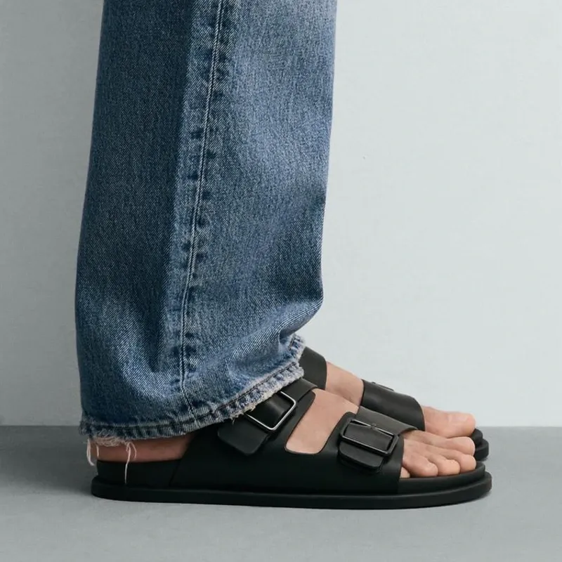 Sandalias tira doble