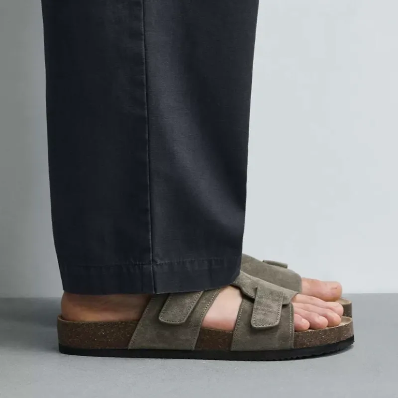 Sandalias tira piel