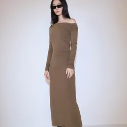 VESTIDO ASIMÉTRICO ABERTURA