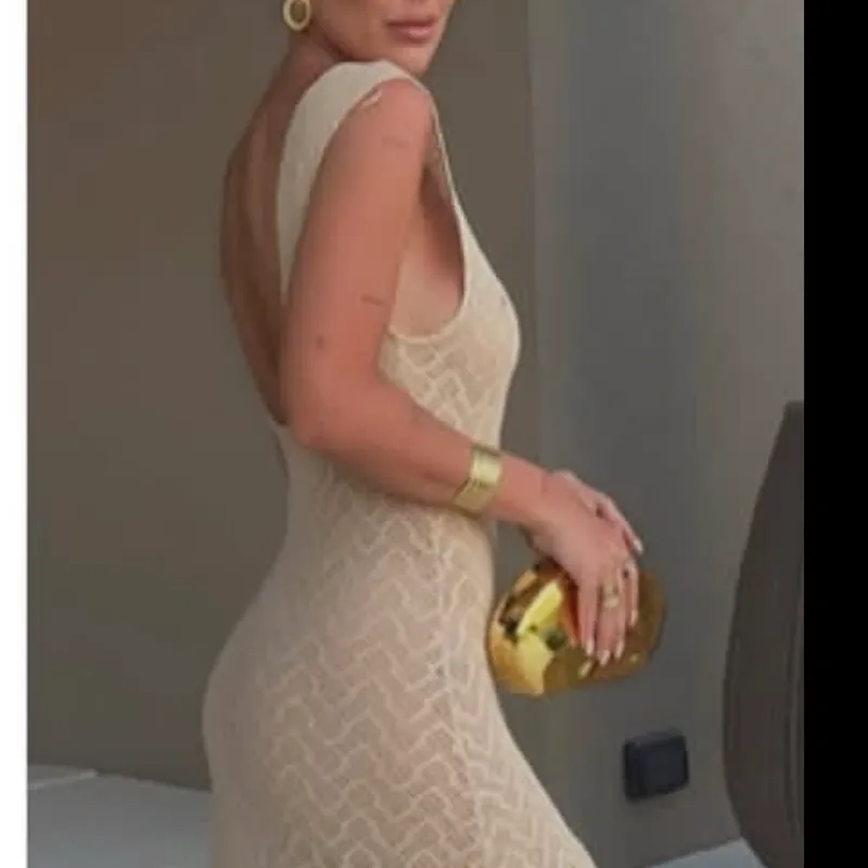 Vestido Calado Escote Espalda