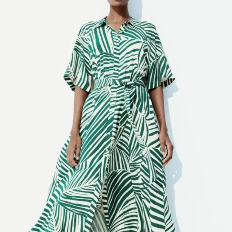 Vestido camisero con cinturón 