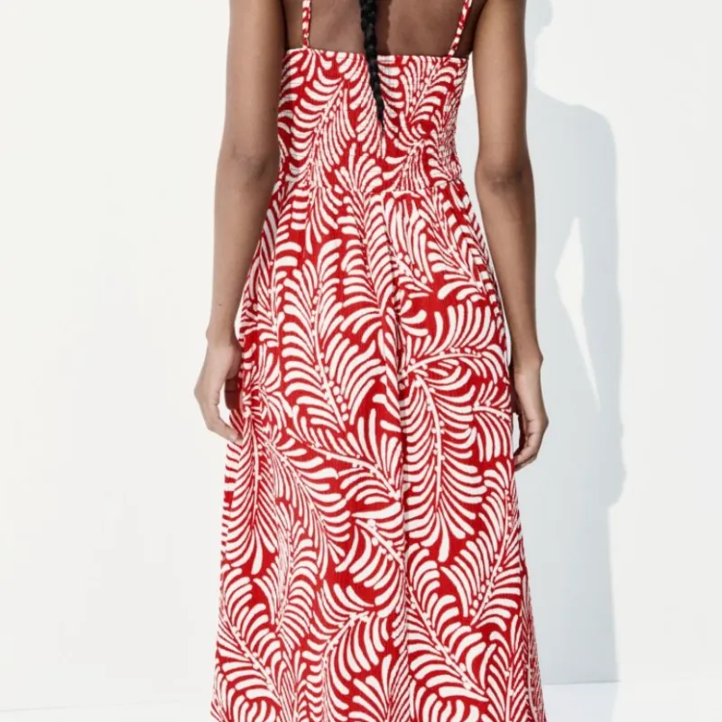 Vestido de tirantes con punto smock