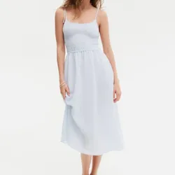 Vestido en punto smock tirantes de lazo 