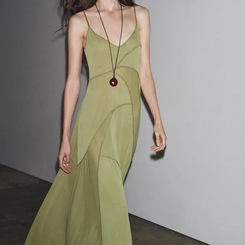 Vestido Fluido Combinado 