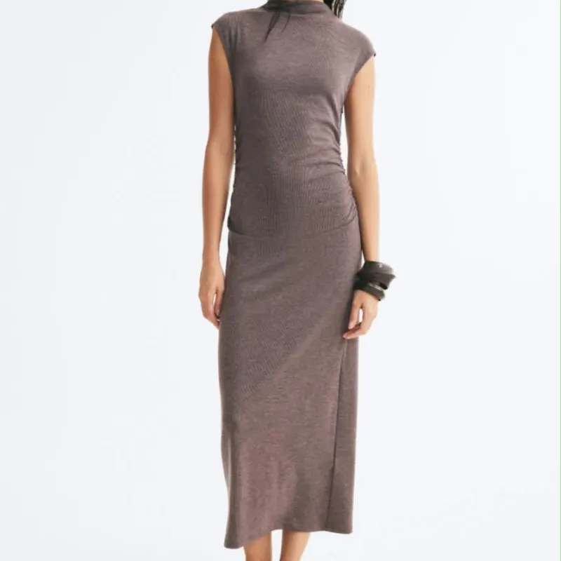Vestido Frunces Laterales