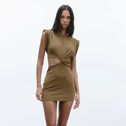 Vestido hombreras corto 
