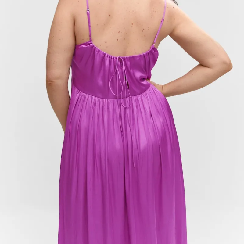 VESTIDO LARGO SATINADO