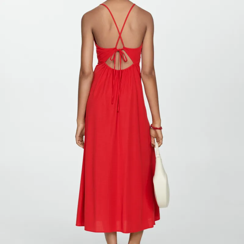 Vestido Midi Escote