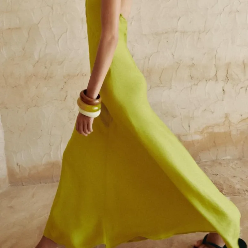 VESTIDO MIDI HALTER CRUZADO CON LINO