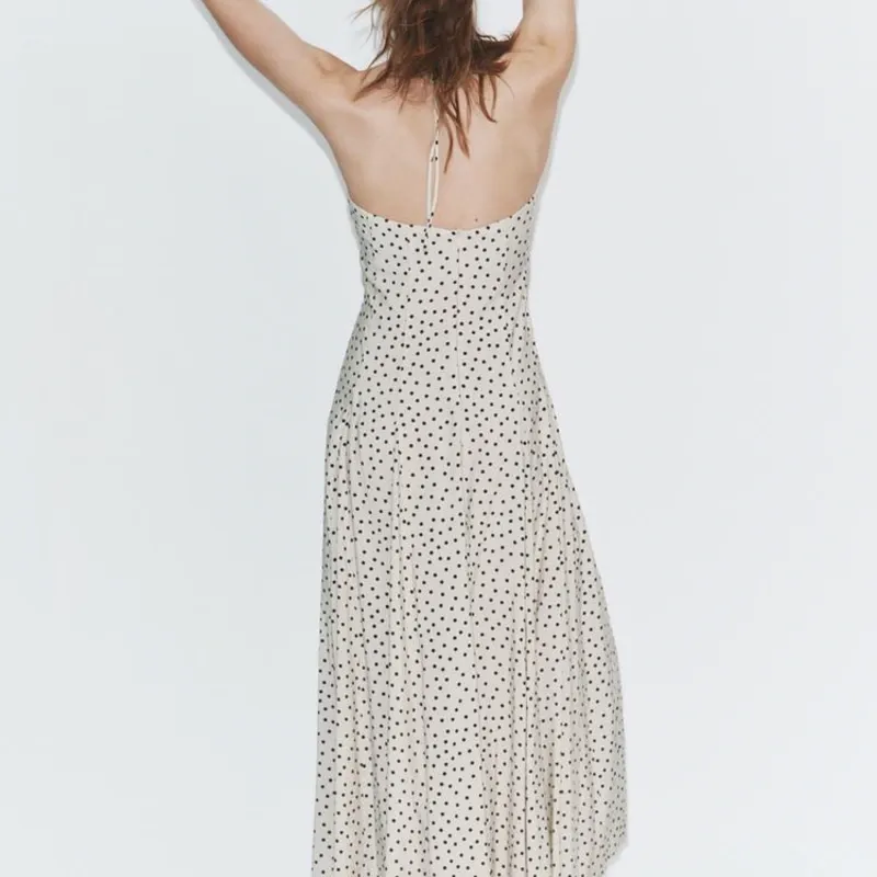 VESTIDO MIDI LUNARES